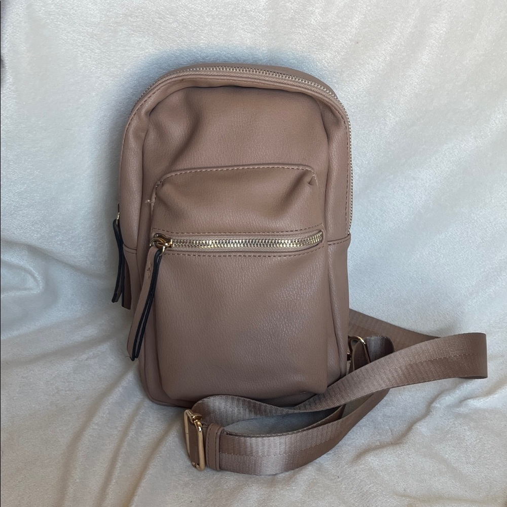 Stylish Taupe Mauve Crossbody Bag - Picture 1 of 8